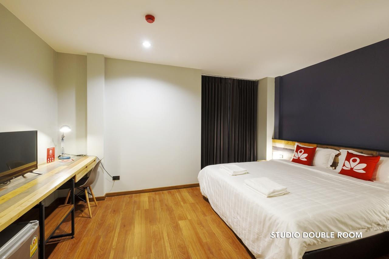 Zen Rooms Zleepmotion Bangkok Exterior photo